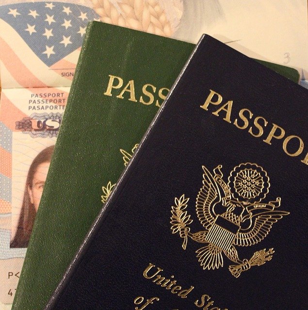 מה ההליך להוצאת דרכון אמריקאי אצל נוטריון